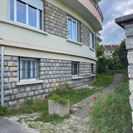 Situe A 5 Minutes De La Gare Apartment Besancon Exterior photo