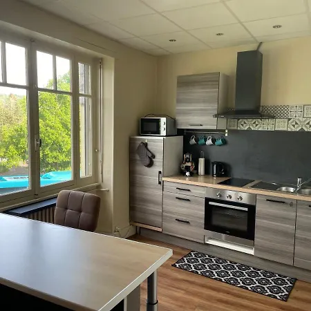 Situe A 5 Minutes De La Gare Apartment Besancon Exterior photo