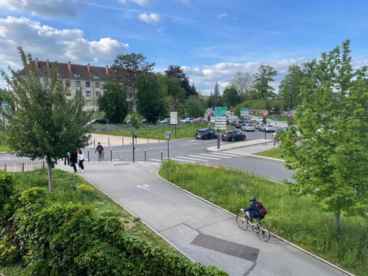 Situe A 5 Minutes De La Gare Besancon